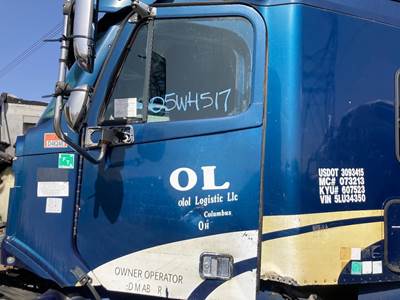 Freightliner Columbia 120 Front Door Assembly