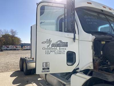 Freightliner Columbia 120 Front Door Assembly