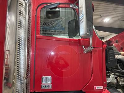 Freightliner Coronado 122 SD Front Door Assembly for a Freightliner 122SD