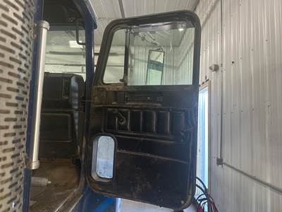 Freightliner FLD112 Front Door Assembly