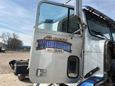 Freightliner FLD112 Front Door Assembly