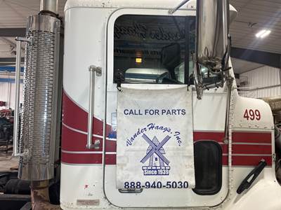 Freightliner FLD112 Front Door Assembly