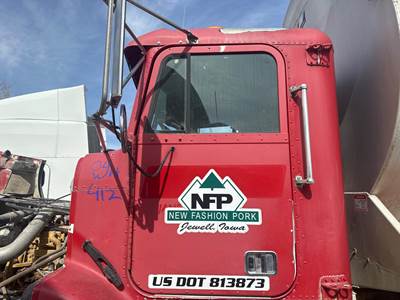 Freightliner FLD112SD Front Door Assembly