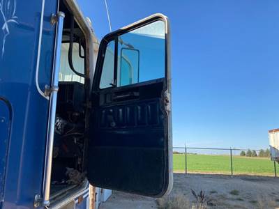 Freightliner FLT Front Door Assembly