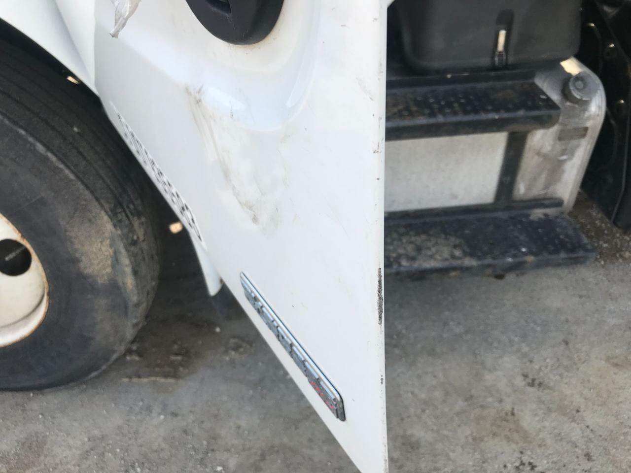 2012 Freightliner M2 106 Front Door Assembly For Sale | Des Moines 