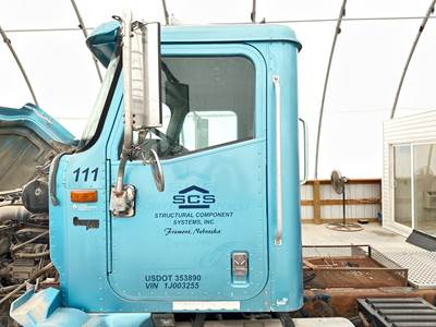 International 9100 Front Door Assembly