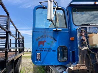 International 9200 Front Door Assembly