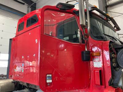 International 9200 Front Door Assembly