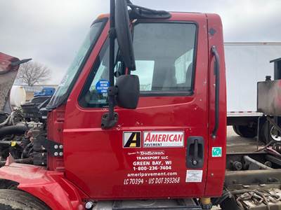 International DuraStar 4300 Front Door Assembly for a International Durastar (4300)