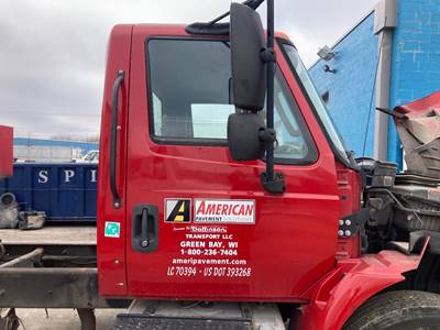 International DuraStar 4300 Front Door Assembly for a International Durastar (4300)