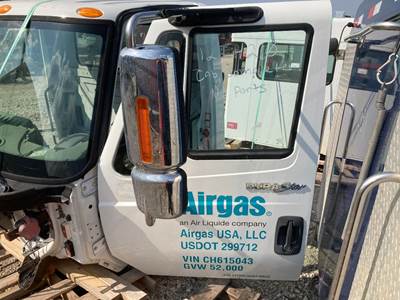 International DuraStar 4400 Front Door Assembly for a International Durastar (4400)