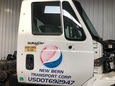 International DuraStar 4400 Front Door Assembly for a International Durastar (4400)