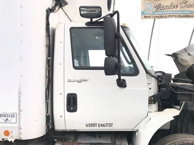 International DuraStar 4400 Front Door Assembly for a International Durastar (4400)