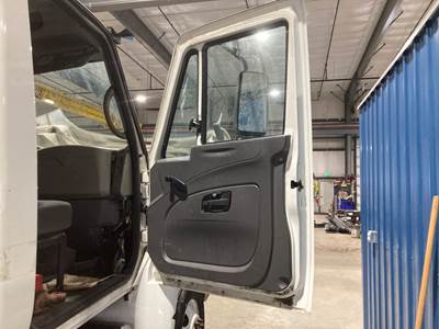 International DuraStar 4400 Front Door Assembly for a International Durastar (4400)