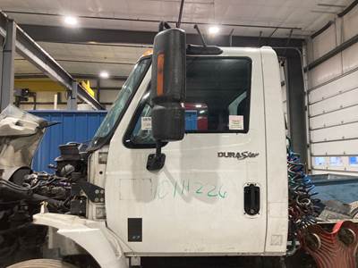 International DuraStar 4400 Front Door Assembly for a International Durastar (4400)