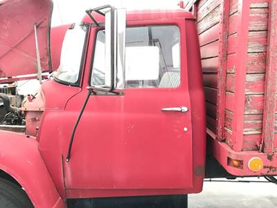 International Loadstar 1800 Front Door Assembly for a International 1800 Loadstar