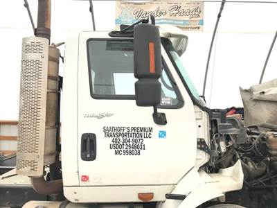 International TranStar 8600 Front Door Assembly for a International Transtar (8600)