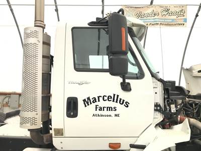 International TranStar 8600 Front Door Assembly for a International Transtar (8600)