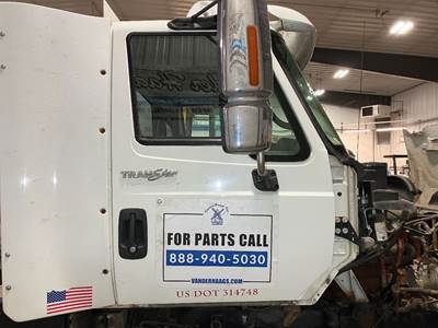 International TranStar 8600 Front Door Assembly for a International Transtar (8600)