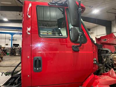 International TranStar 8600 Front Door Assembly for a International Transtar (8600)