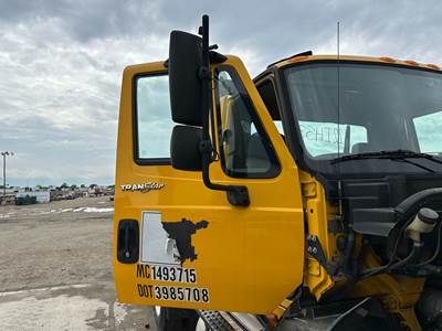 International TranStar 8600 Front Door Assembly for a International Transtar (8600)