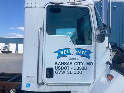 Kenworth T300 Front Door Assembly