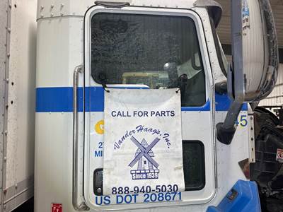 Kenworth T370 Front Door Assembly