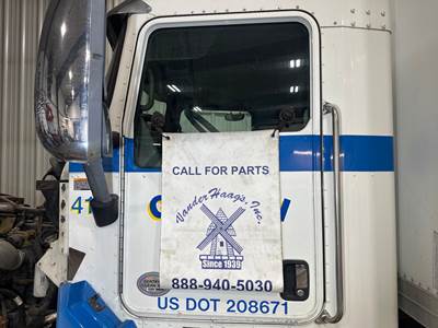 Kenworth T370 Front Door Assembly
