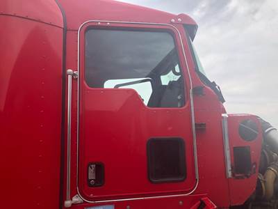 Kenworth T600 Front Door Assembly