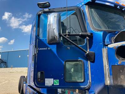 Kenworth T600 Front Door Assembly