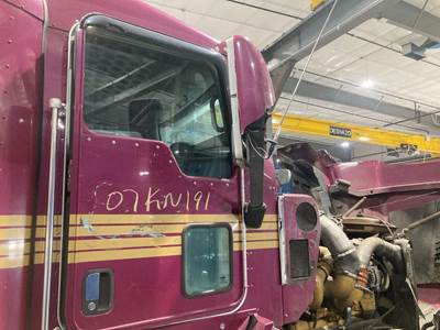 Kenworth T600 Front Door Assembly