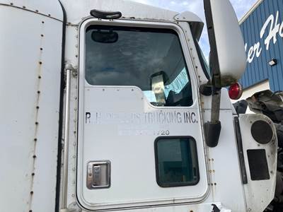 Kenworth T600 Front Door Assembly