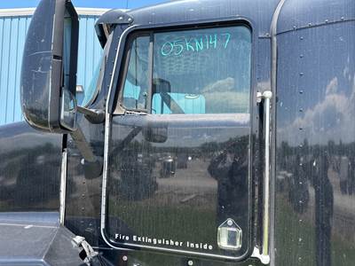Kenworth T600 Front Door Assembly