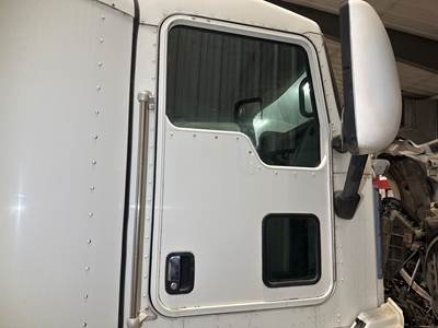 Kenworth T660 Front Door Assembly
