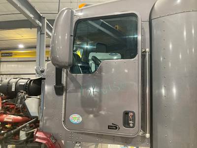 Kenworth T660 Front Door Assembly