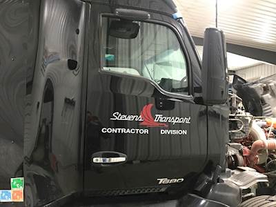 Kenworth T680 Front Door Assembly