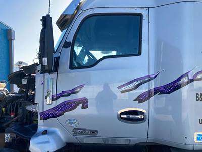 Kenworth T680 Front Door Assembly
