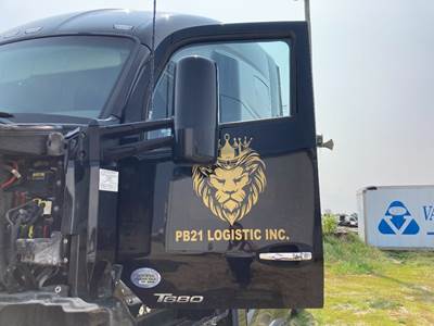 Kenworth T680 Front Door Assembly