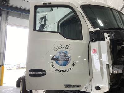 Kenworth T680 Front Door Assembly