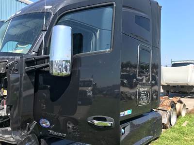 Kenworth T680 Front Door Assembly