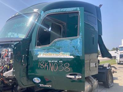 Kenworth T680 Front Door Assembly
