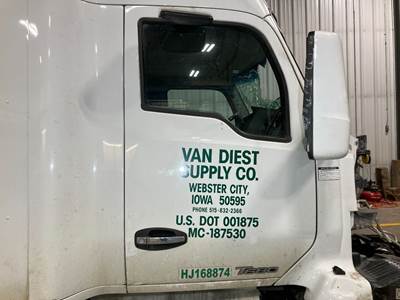 Kenworth T680 Front Door Assembly