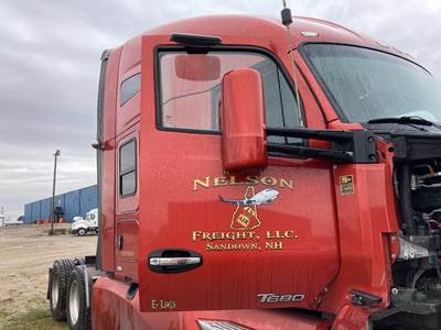 Kenworth T680 Front Door Assembly