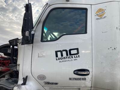 Kenworth T680 Front Door Assembly