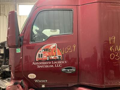 Kenworth T680 Front Door Assembly