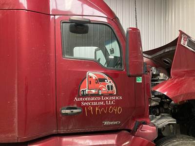 Kenworth T680 Front Door Assembly