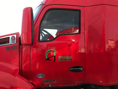 Kenworth T680 Front Door Assembly