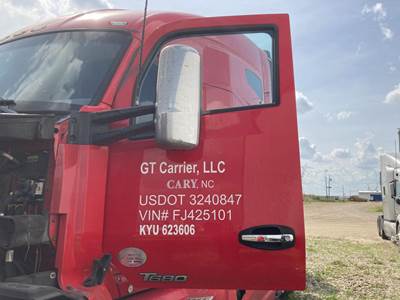 Kenworth T680 Front Door Assembly