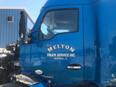 Kenworth T680 Front Door Assembly
