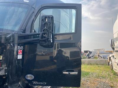 Kenworth T680 Front Door Assembly